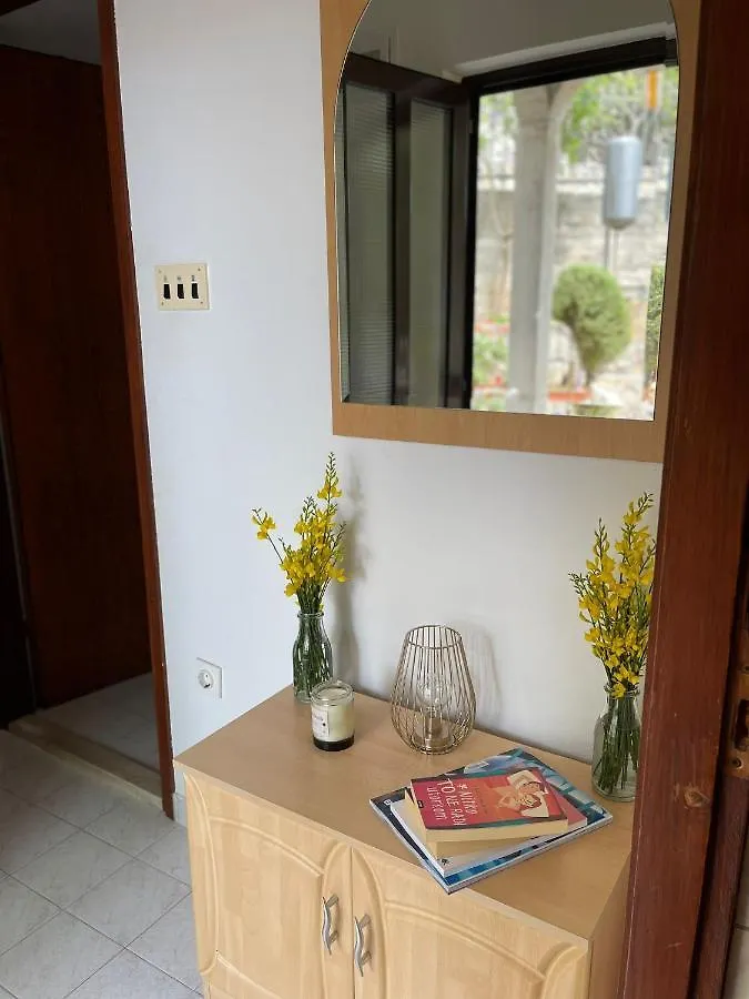 Apartments Miki, Okrug Gornji, Trogir