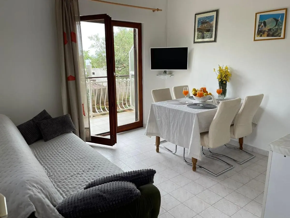 Apartments Miki, Okrug Gornji, Trogir